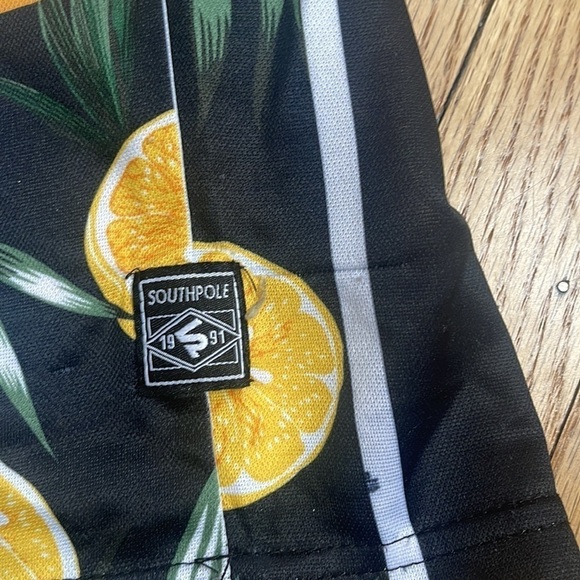 SouthPole XL Tropical Citrus Print T-Shirt – Fruit Graphic, Striped Streetwear - Picture 6 of 6